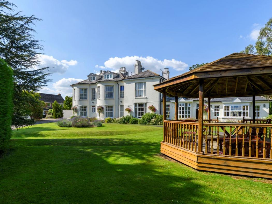 cedar lawn nursing home exterior